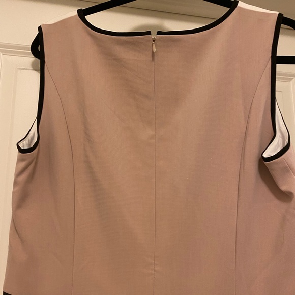 White House Black Market color block sheath dress - Picture 4 of 4